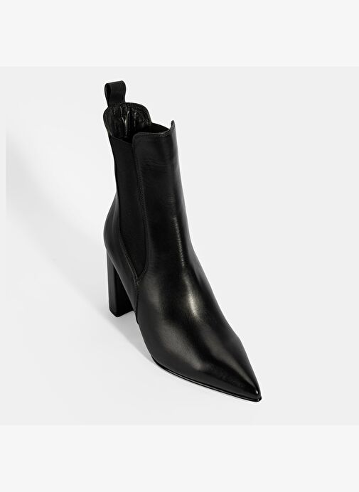 Kadın Siyah Lastikli Sivri Burunlu Topuklu Deri Bot - Görsel 6