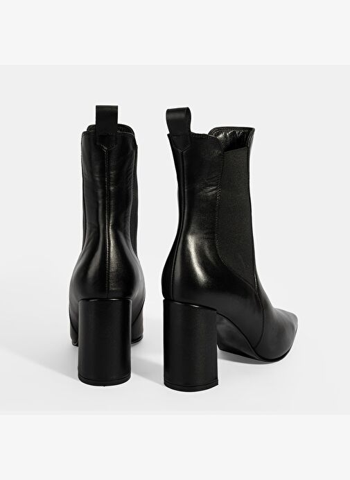 Kadın Siyah Lastikli Sivri Burunlu Topuklu Deri Bot - Görsel 9