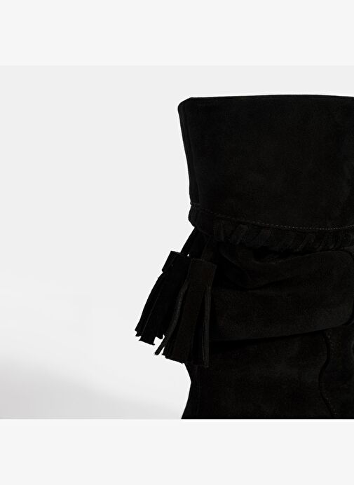 Kadın Siyah Püskül Detaylı Süet Topuklu Bot - Görsel 6