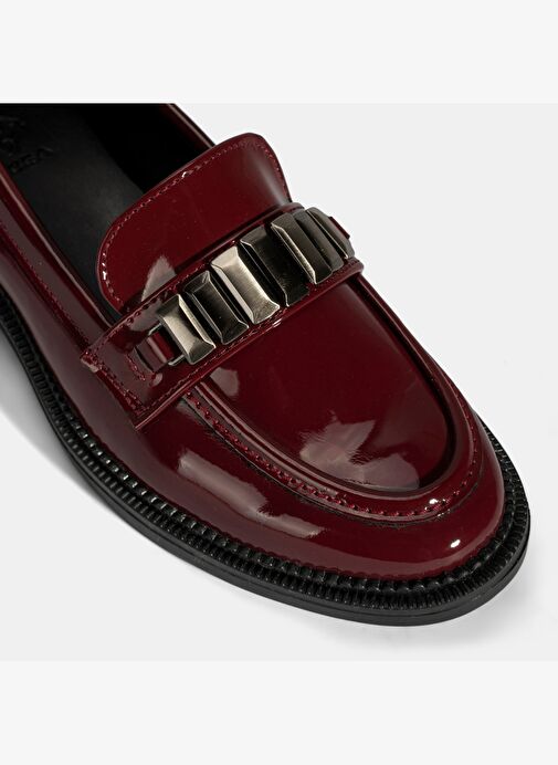 Kadın Bordo Metal Aksesuarlı Loafer - Görsel 9