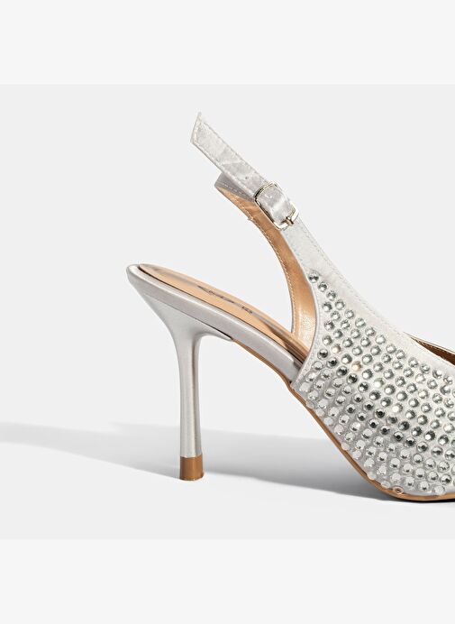 Kadın Gümüş Ayarlanabilir Metal Tokalı Taşlı Abiye Ayakkabı - Görsel 6