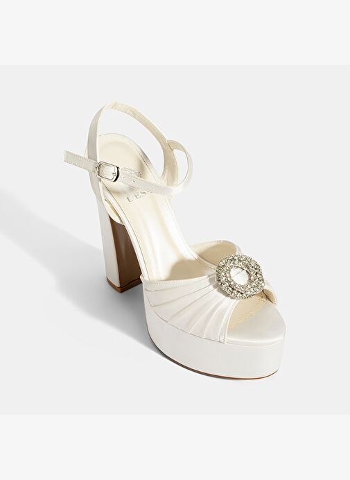 Kadın Beyaz Ayarlanabilir Tokalı Taşlı Topuklu Gelin Ayakkabısı - Görsel 6