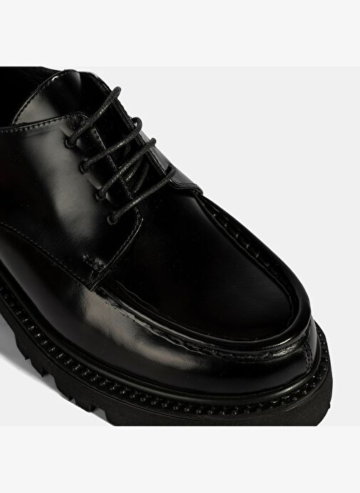 Kadın Siyah Bağcıklı Kalın Tabanlı Deri Günlük Ayakkabı - Görsel 6