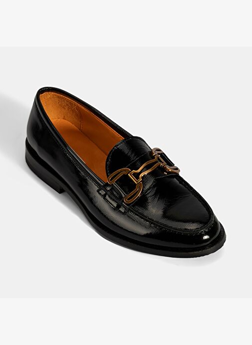 Kadın Siyah Metal Toka Aksesuarlı Rugan Loafer - Görsel 6