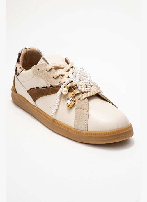 TAREN Bej Hakiki Deri İnci Tokalı Kadın Günlük Spor Ayakkabı - Görsel 4