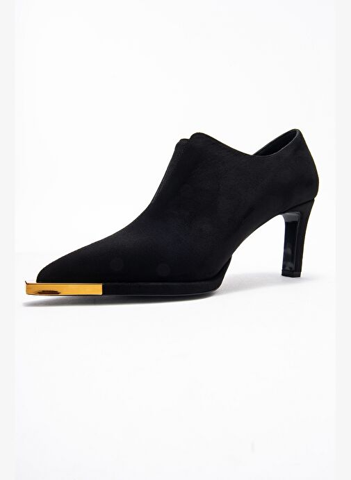 NIVA Siyah Süet Altın Detaylı Lastikli Kadın Bilekte Topuklu Ayakkabı - Görsel 5