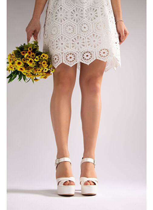 Nemesis Shoes Nemesis Shoes İsabella Kadın Gelinlik Platform Topuklu Abiye Ayakkabı Beyaz Sedef Boyner'de! Belirsiz - 5. görsel