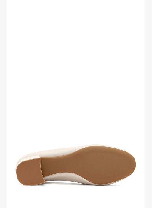 Derimod Flex Kadın Bej Kısa Kalın Topuklu Deri Ayakkabı 25AFD380018 - Görsel 5