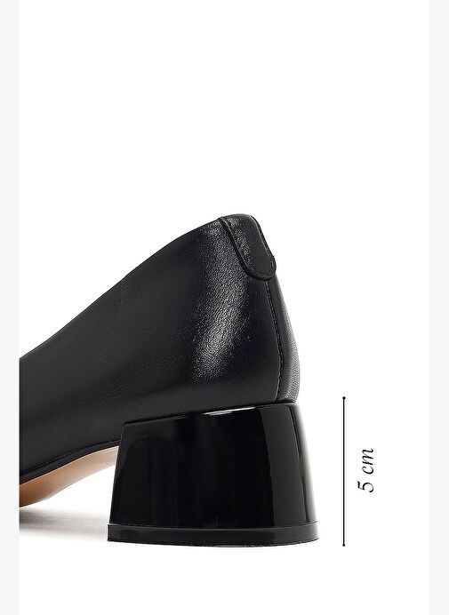 Kadın Siyah Kısa Kalın Topuklu Deri Topuklu Ayakkabı 25AFD412518 - Görsel 3