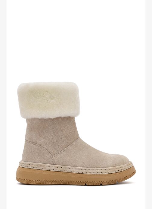 Kadın Bej Kalın Tabanlı Kürk Detaylı Süet Deri Bot 25WFD133410 - Görsel 2