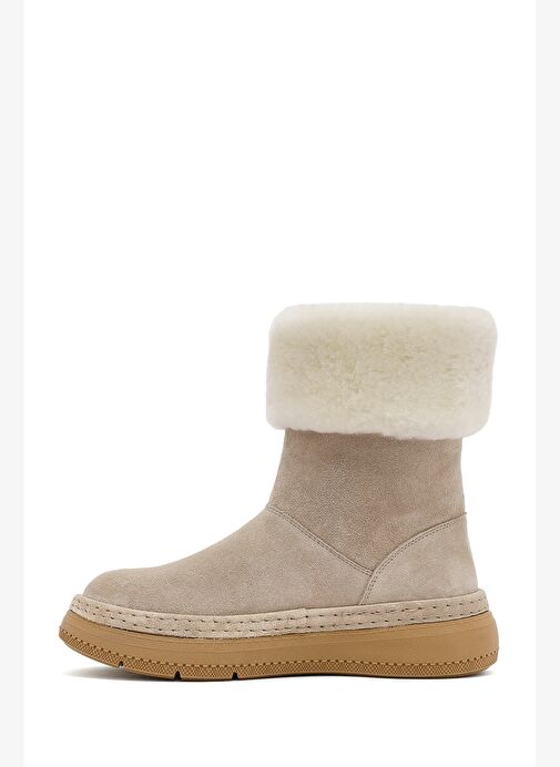 Kadın Bej Kalın Tabanlı Kürk Detaylı Süet Deri Bot 25WFD133410 - Görsel 3