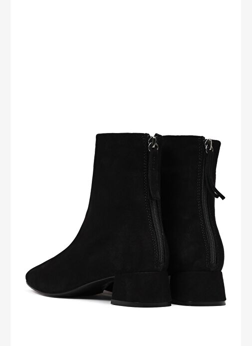 Derimod Derimod Kadın Siyah Fermuarlı Kısa Kalın Topuklu Süet Deri Bot 25WFD142210 Boyner'de! Siyah - 7. görsel