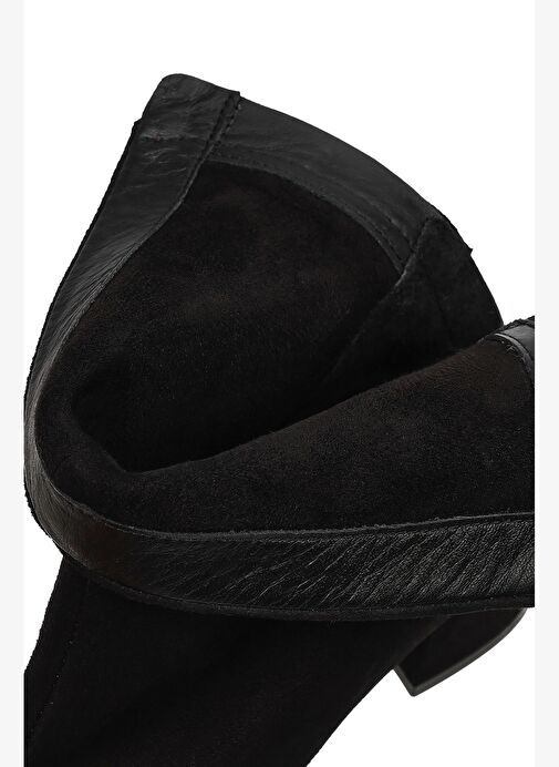 Derimod Derimod Kadın Siyah Fermuarlı Kısa Kalın Topuklu Süet Deri Bot 25WFD142210 Boyner'de! Siyah - 8. görsel