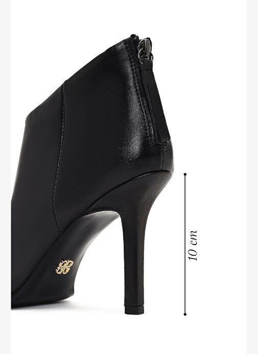 Kadın Siyah Arkadan Fermuarlı Yüksek İnce Topuklu Deri Bot 25WFD163218 - Görsel 3