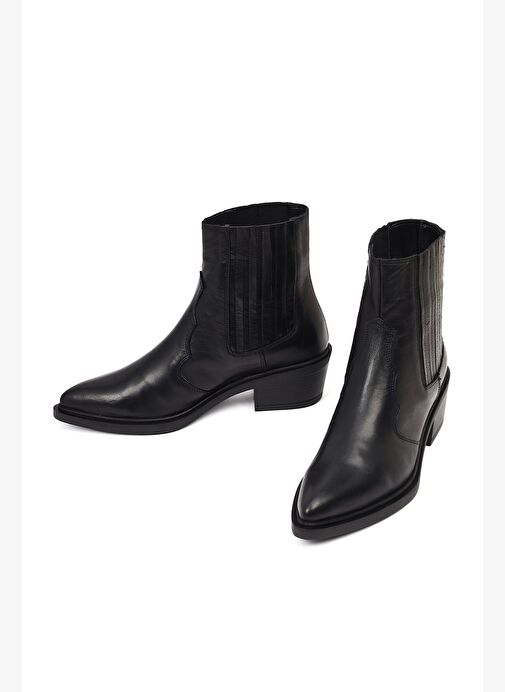 Kadın Siyah Kısa Kalın Topuklu Deri Kovboy Bot 25WFD182718 - Görsel 4