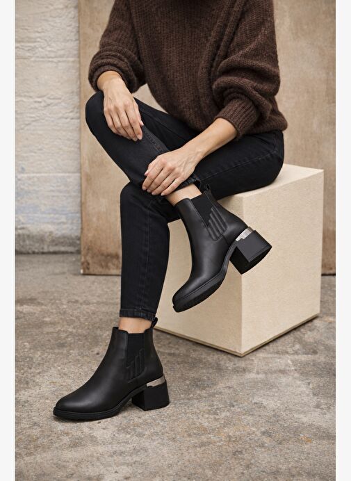 Derimod Derimod Kadın Siyah Kalın Topuklu Deri Chelsea Bot 25WFD184018 Boyner'de! Siyah - 3. görsel