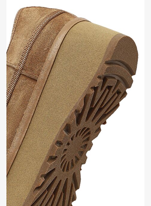 Kadın Bej Kalın Tabanlı Bağcıklı Süet Deri Teddy Casual Ayakkabı 25AFD189610 - Görsel 9