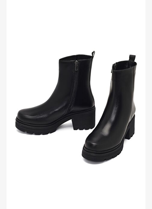 Kadın Siyah Fermuarlı Kalın Topuklu Deri Bot 25WFD187518 - Görsel 4