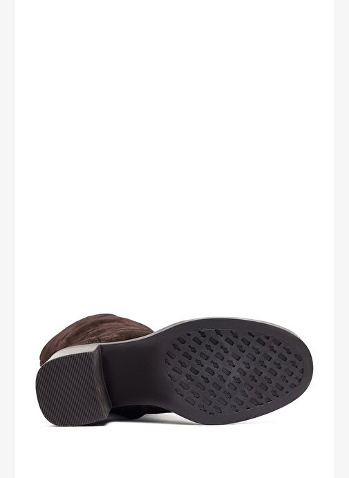 Kadın Kahverengi Fermuarlı Kalın Topuklu Süet Deri Çizme 25WFD203110 - Görsel 7