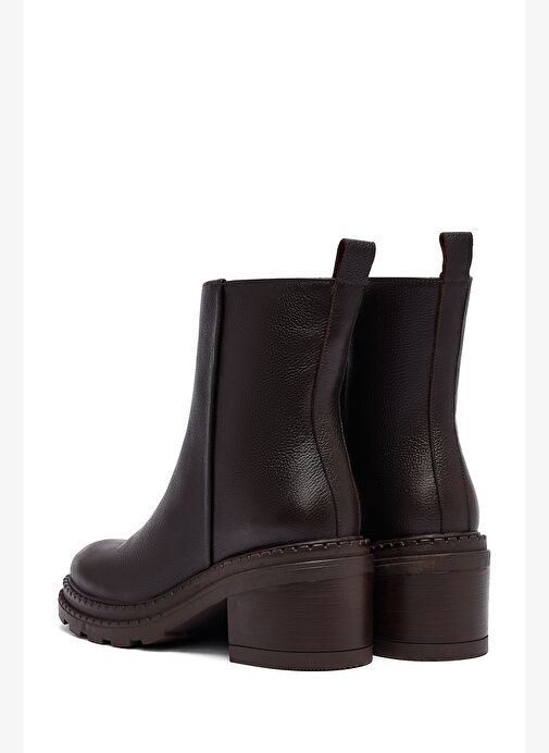 Kadın Kahverengi Fermuarlı Kalın Topuklu Deri Bot 25WFD2037FT - Görsel 8