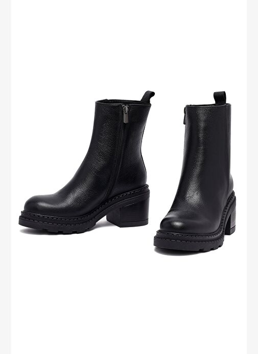 Kadın Siyah Fermuarlı Kalın Topuklu Deri Bot 25WFD2037FT - Görsel 4