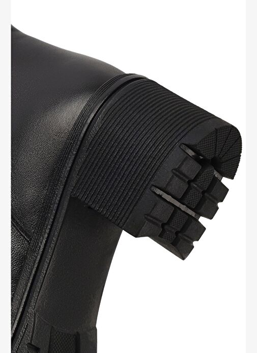 Kadın Siyah Fermuarlı Kısa Kalın Topuklu Deri Bot 25WFD414218 - Görsel 9