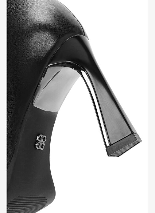 Kadın Siyah Fermuarlı Topuklu Deri Bot 25WFD490018 - Görsel 9