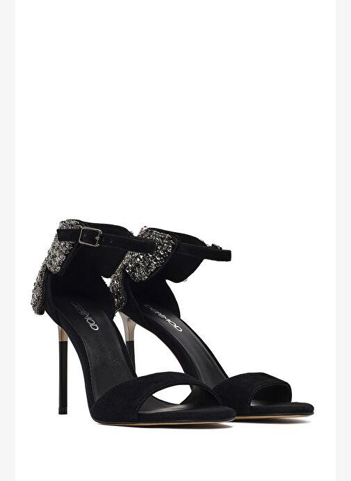 Kadın Siyah Bilekten Tokalı Taşlı Yüksek İnce Topuklu Süet Deri Ayakkabı 25WFD490810 - Görsel 4