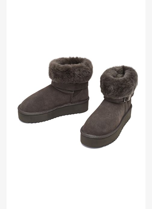 Kadın Gri Kalın Tabanlı Kürk Detaylı Süet Deri Teddy Bot 25WFD492410 - Görsel 4
