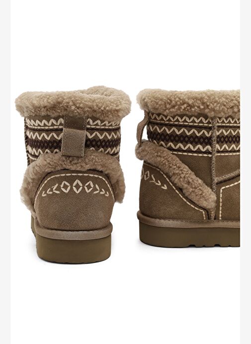Kadın Bej Desenli Kürk Detaylı Süet Deri Teddy Bot 25WFD492710 - Görsel 9
