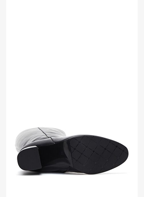 Kadın Siyah Fermuarlı Kalın Topuklu Çizme 25WFE250718 - Görsel 7