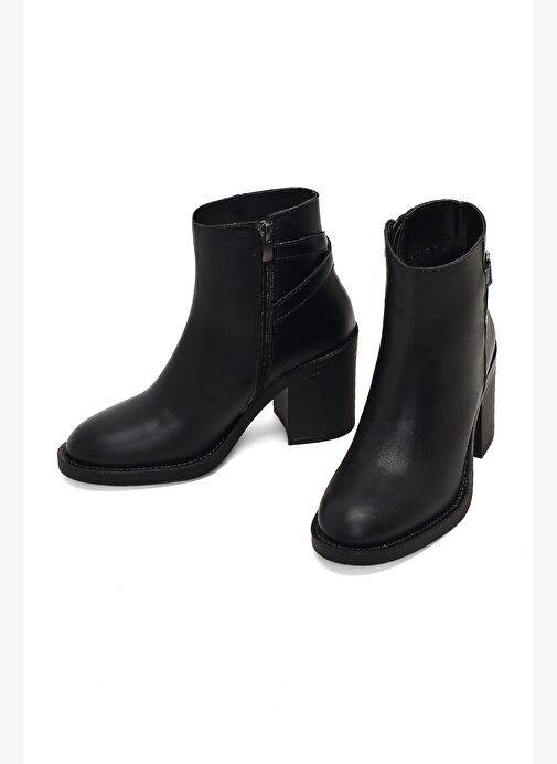 Kadın Siyah Fermuarlı Kalın Topuklu Bot 25WFE251418 - Görsel 4