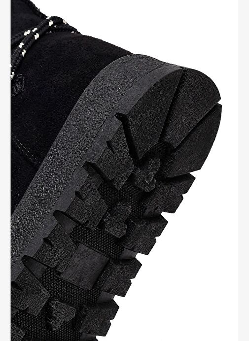 Kadın Siyah Bağcıklı Kalın Tabanlı Süet Teddy Bot 25WFE402210 - Görsel 9