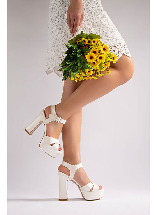 Nemesis Shoes Nemesis Shoes İsabella Kadın Gelinlik Platform Topuklu Abiye Ayakkabı Beyaz Sedef Boyner'de! Belirsiz - 2. görsel