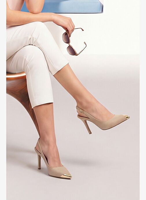 Marjin Marjin Kadın Stiletto Sivri Burun Altın Detaylı Arkası Açık Topuklu Ayakkabı Süvat Bej Boyner'de! Bej - 3. görsel