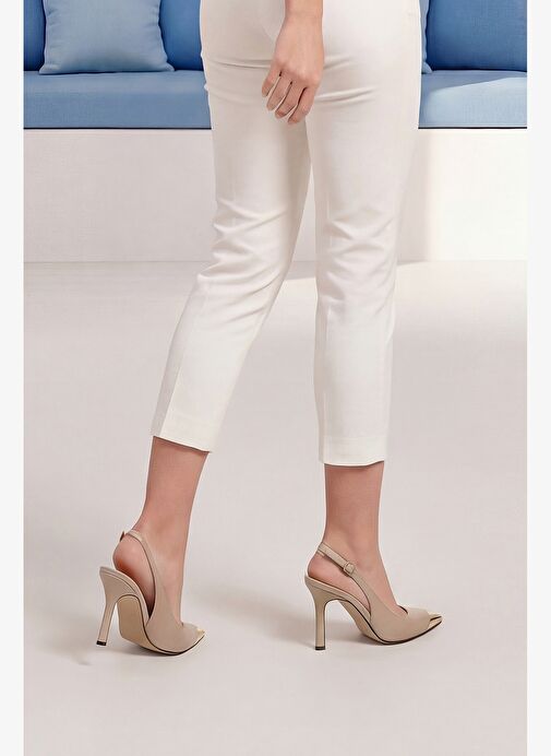 Marjin Marjin Kadın Stiletto Sivri Burun Altın Detaylı Arkası Açık Topuklu Ayakkabı Süvat Bej Boyner'de! Bej - 5. görsel