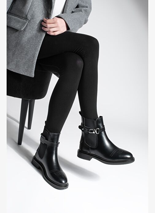 Kadın Lastikli Bilekten Çıkarılabilen Kemerli Tokalı Çift Yüzlü Günlük Bot Apade Siyah - Görsel 3