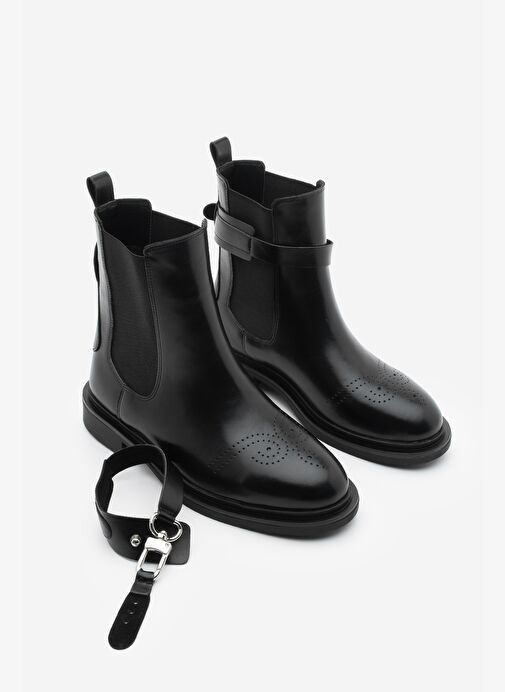 Kadın Lastikli Bilekten Çıkarılabilen Kemerli Tokalı Çift Yüzlü Günlük Bot Apade Siyah - Görsel 7