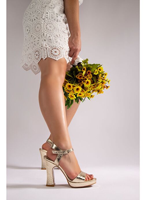 Linda Kadın Abiye Platform Topuklu Ayakkabı Gold - Görsel 8