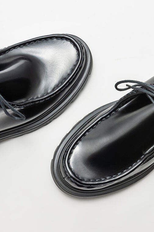 Siyah Deri Kadın Günlük Düz Ayakkabı - Görsel 4