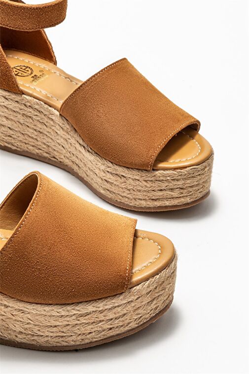 Taba Deri Kadın Dolgu Topuklu Sandalet - Görsel 4