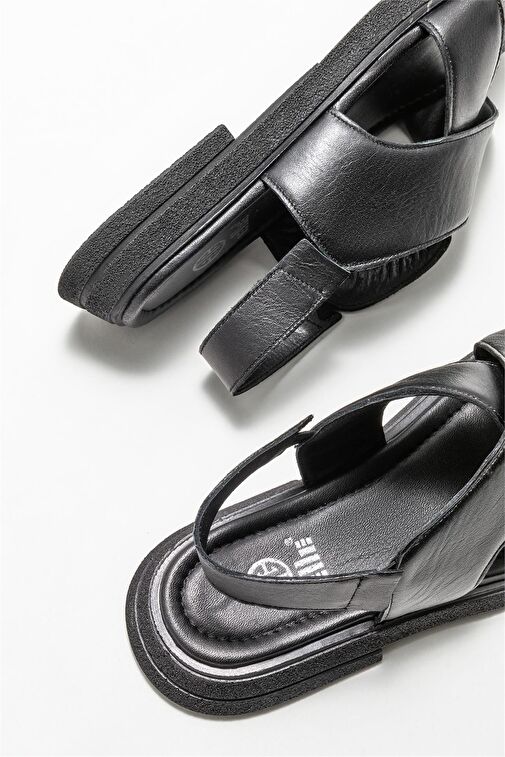 Siyah Deri Kadın Düz Sandalet - Görsel 5