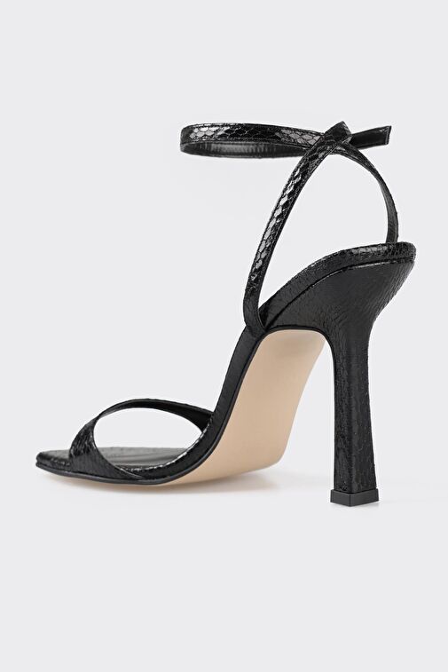 Siyah Kadın Topuklu Sandalet - Görsel 4