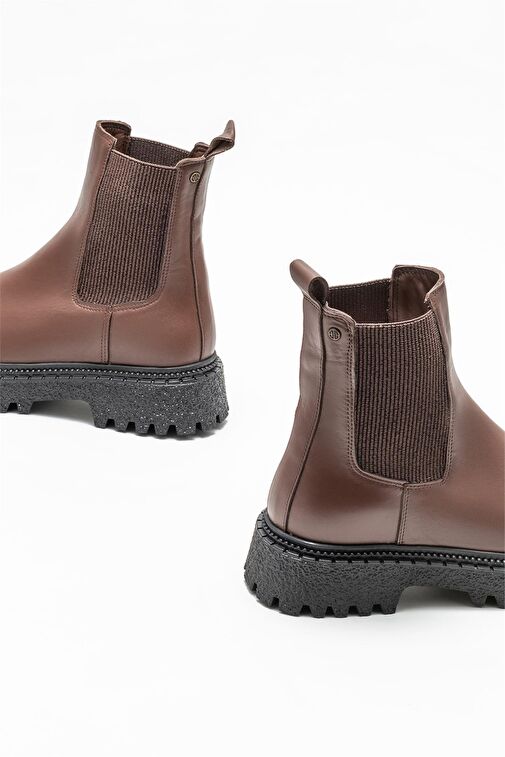 Kahve Deri Kadın Günlük Bot - Görsel 4