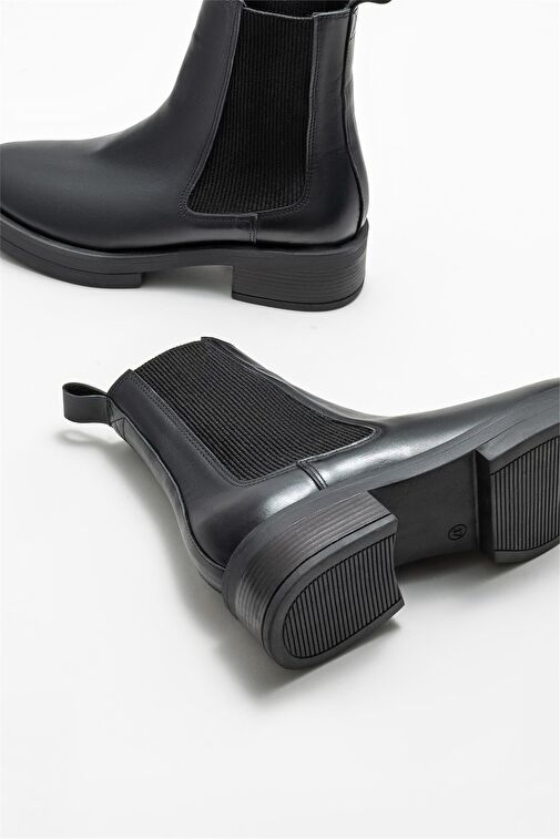 Siyah Deri Kadın Günlük Bot - Görsel 5