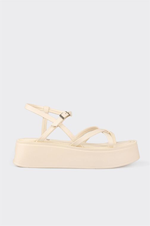 Bej Deri Kadın Dolgu Topuk Sandalet - Görsel 2