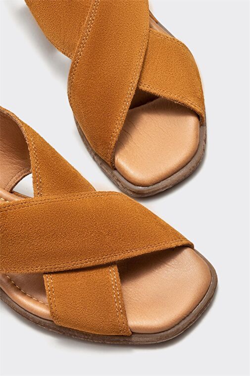 Taba Deri Kadın Düz Sandalet - Görsel 4