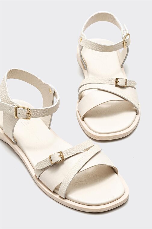 Bej Deri Kadın Düz Sandalet - Görsel 4