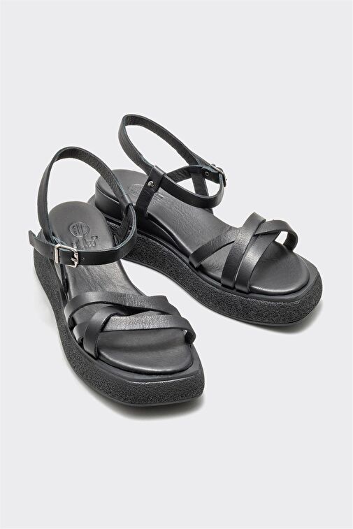 Siyah Deri Kadın Dolgu Topuk Sandalet - Görsel 2