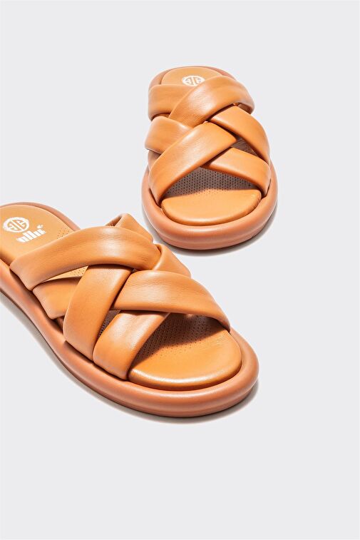 Taba Deri Kadın Terlik - Görsel 4